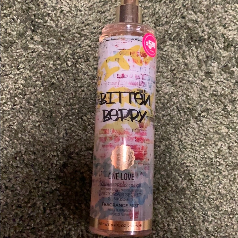 Bitten Berry Body Spray